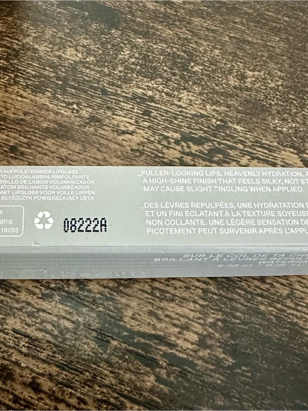 r.e.m. beauty On Your Collar Plumping Lip Gloss — Waterfalls